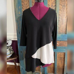 SYMPLI Asymmetrical Black & White Flowy Color Block Top Tunic Shirt - NEW